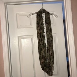 Camo scarf